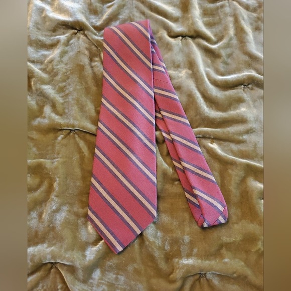 Robert Talbott striped silk and wool blend men's necktie - Picture 9 of 10